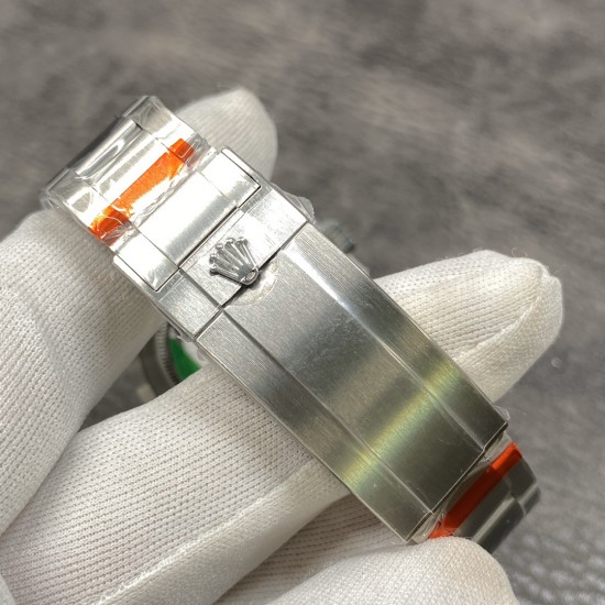 【N厂出品】劳力士 黑水鬼 客户定制的瑞士eta3135机心 904L钢 V10 40MM！出货实拍