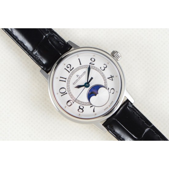 JL Factory最新力作 原版复刻 Jaeger-LeCoultre☘️积家Rendez-VousMoon月相腕表女神必备腕表,精钢/玫瑰金表壳,直径34mm,功能:日历.昼夜星晨,时分秒显示功能,功能与专柜一致,镶钻表圈,蓝宝石水晶表镜表背,银色玑镂表盘,精钢/玫瑰金指针,搭载925A/1自动上链机芯,动力存储40小时,防水50米。JL匠心之作 值得你品鉴! JL Factory最新力作 原版复刻 Jaeger-LeCoultre☘️积家Rendez-VousMoon月相腕表女神必备腕表,精钢/玫瑰金表壳,直径34mm,功能:日历.昼夜星晨,时分秒显示功能,功能与专柜一致,镶钻表圈,蓝宝石水晶表镜表背,银色玑镂表盘,精钢/玫瑰金指针,搭载925A/1自动上链机芯,动力存储40小时,防水50米。JL匠心之作 值得你品鉴!