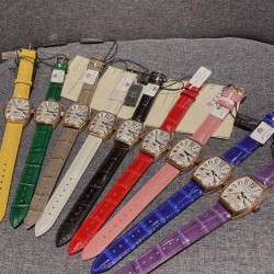 法兰克穆勒-FRANCK MULLER（FM）LADIESCOLLECTION系列，瑞士石英机芯，日月星辰 进口意大利牛皮制作仿真鳄鱼皮，光泽度饱满，尺寸32x43mm 厚度8mm
