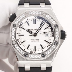 爱彼 Audemars Piguet    AP 皇家橡树离岸型 15710系列  X43 采用莫桑钻圈口 一表一码，二码合一，配送检验证书，联网可查询，国检机构  真正的物美价廉 搭配进口3120机械机芯  904L精钢表壳，进口橡胶表带，防眩光水晶蓝宝石玻璃镜面，尺寸：42mm 14mm[礼物][礼物]五星推荐，自留，送礼，首选