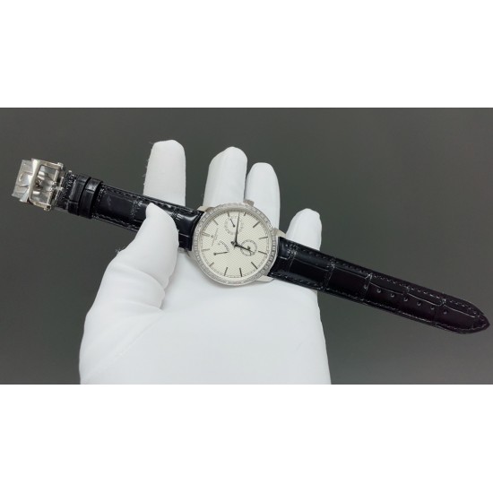 KM江诗丹顿TRADITIONNELLE 传袭系列83520/000R-9909机械腕表,震撼上市!独立秒针、指针式日历、动力储备功能,多功能腕表,3位日历,6位跑秒小针,9位动脑显示,官方同样表径尺寸40mm,搭配改装2475SC全自动机械机芯 KM江诗丹顿TRADITIONNELLE 传袭系列83520/000R-9909机械腕表,震撼上市!独立秒针、指针式日历、动力储备功能,多功能腕表,3位日历,6位跑秒小针,9位动脑显示,官方同样表径尺寸40mm,搭配改装2475SC全自动机械机芯