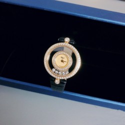 萧邦-Chopard，Happy Diamonds 快乐钻系列！瑞士ETA石英机芯，双层蓝宝石玻璃进口表带分别:有鸵鸟纹、原纹、娟丝带可供选择！尺寸约28mm、厚度约7mm