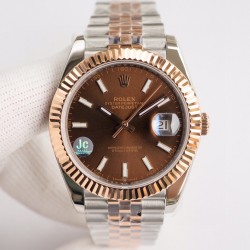 ROLEX 劳力士 蚝式恒动日志型41mm系列腕表，直径41mm，经典的蚝式表壳搭配三角坑纹外圈，把头采用旋入式设计，抗刮损蓝水晶玻璃，防反光凸透式放大（2.5倍）日历窗，隐蔽式摺叠皇冠带扣，矜持有度秀而不媚 恒久优雅！
