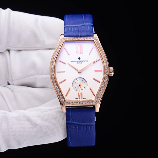 实拍 江诗丹顿-Vacheron Constantin 作为世界上历史悠久的钟表制造商从未停止生产,秉承悉力以赴,精益求精的品牌座右铭,其中有一款-Malte系列25530/000R-9742,经典酒桶型婉表,防磨水晶镜面,内部经反光处理,配置瑞士原装石英机芯,尺寸28.40*38.67毫米,厚度7.28毫米。表壳电镀18K白金/玫瑰金,表带有布绢带,牛皮带两种选择,针扣配带.市面最高版本,你值得拥有 实拍 江诗丹顿-Vacheron Constantin 作为世界上历史悠久的钟表制造商从未停止生产,秉承悉力以赴,精益求精的品牌座右铭,其中有一款-Malte系列25530/000R-9742,经典酒桶型婉表,防磨水晶镜面,内部经反光处理,配置瑞士原装石英机芯,尺寸28.40*38.67毫米,厚度7.28毫米。表壳电镀18K白金/玫瑰金,表带有布绢带,牛皮带两种选择,针扣配带.市面最高版本,你值得拥有