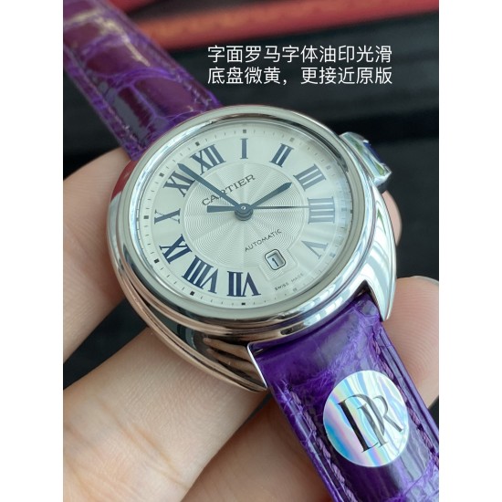 DR卡地亚钥匙系列 腕表保留了卡地亚的经典设计:阿拉伯数字时标和剑形蓝钢指针,形似钥匙的表冠顶端镶嵌一颗蓝宝石,雕纹表盘上带有太阳纹饰,6点钟位置为日期显示窗口,腕表搭配鳄鱼皮表带,进口自动机械机芯,316精钢表壳,31毫米尺寸,使用鲍鱼壳形,经典的设计辨识度很,并且适合任何场合佩戴,是一款性价比很高的腕表! DR卡地亚钥匙系列 腕表保留了卡地亚的经典设计:阿拉伯数字时标和剑形蓝钢指针,形似钥匙的表冠顶端镶嵌一颗蓝宝石,雕纹表盘上带有太阳纹饰,6点钟位置为日期显示窗口,腕表搭配鳄鱼皮表带,进口自动机械机芯,316精钢表壳,31毫米尺寸,使用鲍鱼壳形,经典的设计辨识度很,并且适合任何场合佩戴,是一款性价比很高的腕表!