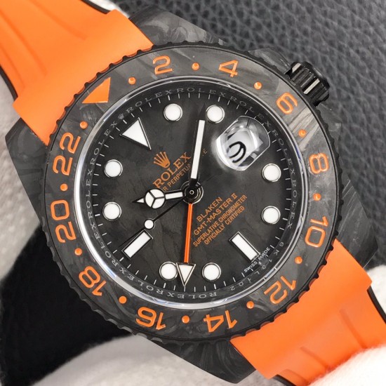 劳力士Rolex Daytona翡翠夜光全碳纤维GMT横空出世 这款获得天文台认证的首款全碳纤维GMT搭载2836全自动机械 蓝宝石抗刮损水晶镜面 碳纤维字面 完美复刻 原装同步橡树胶带 原装扣 更加柔软舒适 方便佩戴 爱不释手的劳力士GMT 品不完的一劳永逸!!! 劳力士Rolex Daytona翡翠夜光全碳纤维GMT横空出世 这款获得天文台认证的首款全碳纤维GMT搭载2836全自动机械 蓝宝石抗刮损水晶镜面 碳纤维字面 完美复刻 原装同步橡树胶带 原装扣 更加柔软舒适 方便佩戴 爱不释手的劳力士GMT 品不完的一劳永逸!!!