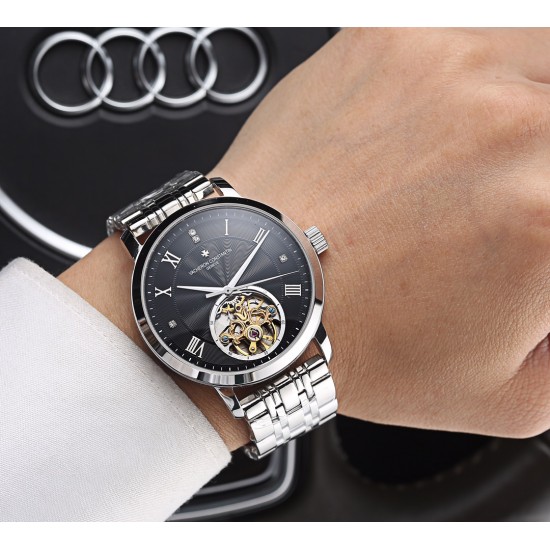 实物拍摄品牌：江诗丹顿 -Vacheron Constantin  类型：[酷]男士腕表表壳：316精钢（做工优质）表带：进口真牛皮/316精钢（两种可选）机芯：高级定制全自动机械机芯（走时稳定）玻璃：高级强化镀膜镜面尺寸：直径42mm，厚度13mm