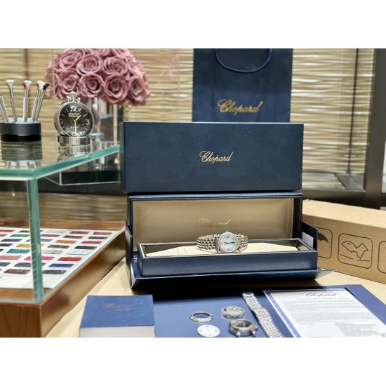 重工打造 耗时2年研发 重磅独家‼️Joie de Vivre自由流动的灵魂萧邦致敬1993年开山之作,经典全球限量1993枚Happy Sport the First。型号:278610-3001尺寸直径33毫米 重工打造 耗时2年研发 重磅独家‼️Joie de Vivre自由流动的灵魂萧邦致敬1993年开山之作,经典全球限量1993枚Happy Sport the First。型号:278610-3001尺寸直径33毫米