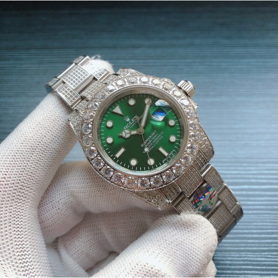 劳力士 ROLEX R40 116610 Submariner白金满钻系列劳力士满钻系列 116610 Submariner 耗时10个月改装满钻石男士款 搭载2813全自动自动机械 精钢镶钻表壳 实心厚重钢带精选进口光彩闪耀钻 超强夜光 尺寸40x13mm 重量155g 精心制作 三杰精致推荐男士机械腕表 SJ为你精心制作超真实实物图拍摄 劳力士 ROLEX R40 116610 Submariner白金满钻系列劳力士满钻系列 116610 Submariner 耗时10个月改装满钻石男士款 搭载2813全自动自动机械 精钢镶钻表壳 实心厚重钢带精选进口光彩闪耀钻 超强夜光 尺寸40x13mm 重量155g 精心制作 三杰精致推荐男士机械腕表 SJ为你精心制作超真实实物图拍摄