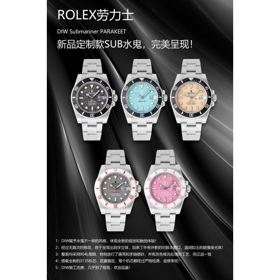 ROLEX劳力士DIW Submariner PARAKEET新品定制款SUB水鬼,完美呈现!1:特别定制碳纤维圈口、表盘,DIW赋予水鬼不一样的风格,体现全新的视觉和触觉体验!2:经过无数次的修改,终于呈现出刻字立体,且条丁外有外影的对版完美圈口,温润如玉的超强夜光珠!3:整表均采用904L精钢,特别进行了表壳和手链喷砂,并有灰色哑光处理的工艺,钛金属质感,同正品一致4:搭载全新的3135机芯,质量稳定,每个机芯都经过严格检测,返修率低!5:DIW做工完美,几乎到了极致,欢迎品鉴! ROLEX劳力士DIW Submariner PARAKEET新品定制款SUB水鬼,完美呈现!1:特别定制碳纤维圈口、表盘,DIW赋予水鬼不一样的风格,体现全新的视觉和触觉体验!2:经过无数次的修改,终于呈现出刻字立体,且条丁外有外影的对版完美圈口,温润如玉的超强夜光珠!3:整表均采用904L精钢,特别进行了表壳和手链喷砂,并有灰色哑光处理的工艺,钛金属质感,同正品一致4:搭载全新的3135机芯,质量稳定,每个机芯都经过严格检测,返修率低!5:DIW做工完美,几乎到了极致,欢迎品鉴!