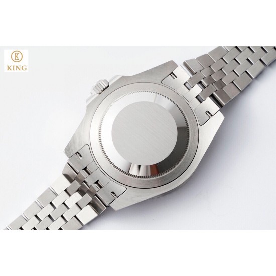 ROLEX 劳力士 GMT格林尼治型 尺寸40mm！精钢表壳表链，蓝宝石镜面，超级夜光，双向陶瓷旋转表圈，原装折叠扣！