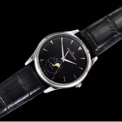 【厚积“薄”发 年度大作】新品上市，积家月相大师系列，表壳直径39mmX9.9mm与原装同步。六点钟的子盘拥有阳历阴历（月相）双期显示，月相24小时转一圈，功能和正品一致。【技术突破】采用9015改积家自产Cal.925/1机芯，功能百分百同步原装自产机芯。走时稳定，素质坚挺。【细节突破】从侧面观察腕表盘面发现有微微的弧度，为了达到这一效果，耗时费力多次调整模具，确保神韵和感觉能与原装相媲美。积家月相大师，满足您对月相的一切美好情怀。收起