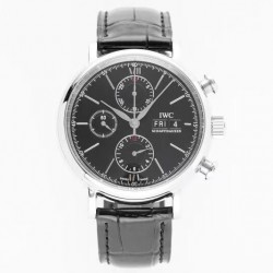 TW倾情演绎【IWC万国波涛菲诺计时腕表】腕表尺寸42mmX13.5mm。完美同步正品，表壳以精钢材质打造，通过细致的抛光打磨之后呈现出细腻光泽，表耳弧度自然，与表壳完美融合，线条流畅，光泽闪耀。腕表内部搭载7750改原装Cal.79320自动机械机芯，实现所有功能与原装一致，密底设计，周年纪念徽标镌刻表底，采用意大利小牛皮搭配针扣，简单配戴，上手效果极佳！TW出品IWC波涛计时，生动诠释柏涛菲诺永不落幕的经典，欢迎各路表友品鉴