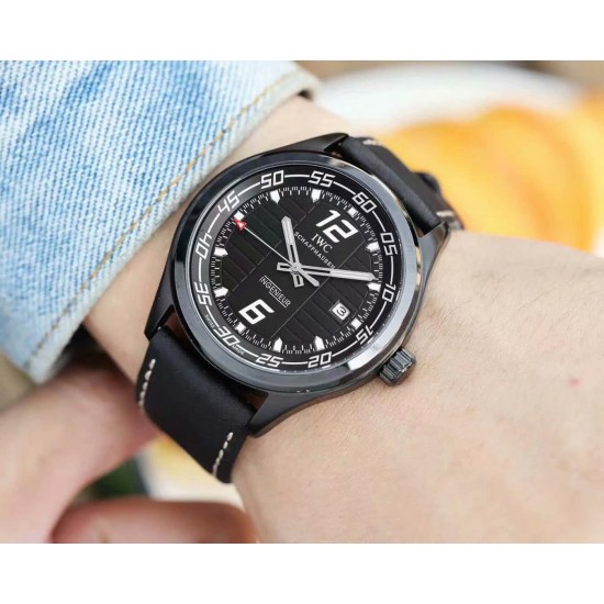 品牌:万国-IWC类型:男士腕表表壳:316精钢(做工优质)表带:进口真牛皮/316精钢(两种可选)机芯:进口8215全自动机械机芯(走时稳定)玻璃:高级蓝宝石镜面(防划花)尺寸:直径41mm,厚度12mm 品牌:万国-IWC类型:男士腕表表壳:316精钢(做工优质)表带:进口真牛皮/316精钢(两种可选)机芯:进口8215全自动机械机芯(走时稳定)玻璃:高级蓝宝石镜面(防划花)尺寸:直径41mm,厚度12mm