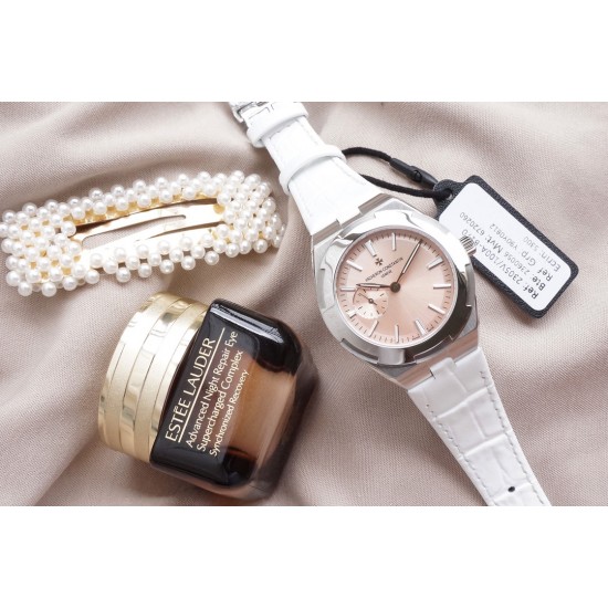 Vacheron Constantin江诗丹顿纵横四海系列OVERSEAS女款小号型2300v/2305v【表壳】表径3610.8mm 同步原装 质感细腻大方 蓝宝石镜面【字面】表盘经旭日纹缎面拉丝工艺处理 深邃优雅 18k金时标均带白色夜光涂层【机芯】CITIZEN8系列改Cal.5300机芯(机芯稳定零返修 )后原装18k纳米镀金质摆陀【表带扣】半马其他十字三片折叠式表扣 进口牛皮表带越欣赏 越懂欣赏 Vacheron Constantin江诗丹顿纵横四海系列OVERSEAS女款小号型2300v/2305v【表壳】表径3610.8mm 同步原装 质感细腻大方 蓝宝石镜面【字面】表盘经旭日纹缎面拉丝工艺处理 深邃优雅 18k金时标均带白色夜光涂层【机芯】CITIZEN8系列改Cal.5300机芯(机芯稳定零返修 )后原装18k纳米镀金质摆陀【表带扣】半马其他十字三片折叠式表扣 进口牛皮表带越欣赏 越懂欣赏