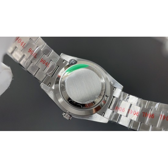 今日推荐劳力士 DD星期日历型 配重版 白壳蓝面 40mm 3255机 顶级品质 出货实拍✈️