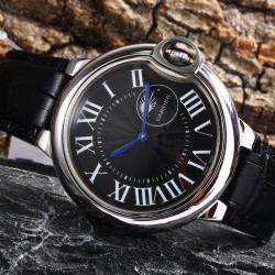 实物拍摄品牌：卡地亚-CARTIER   类型：男士腕表表壳：316精钢（做工上乘）表带：进口小牛皮/316精钢（两种可选）机芯：高级定制全自动机械机芯（走时稳定）材料：高级强化镀膜镜面尺寸：直径45mm，厚度14mm