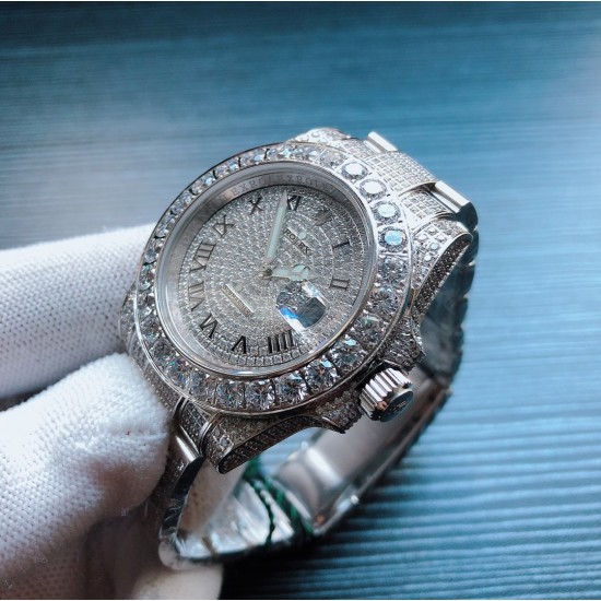 劳力士 ROLEX R40 116610 Submariner白金满钻系列劳力士满钻系列 116610 Submariner 耗时10个月改装满钻石男士款 搭载2813全自动自动机械 精钢镶钻表壳 实心厚重钢带精选进口光彩闪耀钻 超强夜光 尺寸40x13mm 重量155g 精心制作 三杰精致推荐男士机械腕表 SJ为你精心制作超真实实物图拍摄 劳力士 ROLEX R40 116610 Submariner白金满钻系列劳力士满钻系列 116610 Submariner 耗时10个月改装满钻石男士款 搭载2813全自动自动机械 精钢镶钻表壳 实心厚重钢带精选进口光彩闪耀钻 超强夜光 尺寸40x13mm 重量155g 精心制作 三杰精致推荐男士机械腕表 SJ为你精心制作超真实实物图拍摄