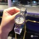 欧米茄 OMEGA 精品女神水滴系列腕表。316L精钢材质,进口石英机芯,原装折叠扣,精致唯美的设计,让您的美丽无处不在,也将华丽与经典融合,创造出惊艳巨作,表盘清新淡雅,色彩的格调将华丽装点腕间,悦享浪漫之感。尺寸28mm。 欧米茄 OMEGA 精品女神水滴系列腕表。316L精钢材质,进口石英机芯,原装折叠扣,精致唯美的设计,让您的美丽无处不在,也将华丽与经典融合,创造出惊艳巨作,表盘清新淡雅,色彩的格调将华丽装点腕间,悦享浪漫之感。尺寸28mm。