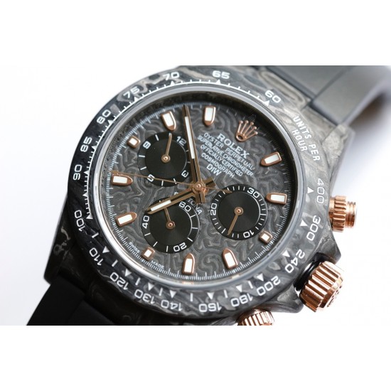 劳力士Rolex Daytona全碳纤维宇宙计时迪通拿横空出世 这款获得瑞士天文台认证的首款全碳纤迪通拿搭载全自动计时7750机械机芯 均调校测试 表盘配蜗形小秒针盘 蓝宝石抗刮损水晶镜面 碳纤维字面 完美复刻 原装同步魔术贴帆布带/橡树胶带 原装扣 更加柔软舒适 方便佩戴 爱不释手的劳力士迪通拿 品不完的一劳永逸!!! 劳力士Rolex Daytona全碳纤维宇宙计时迪通拿横空出世 这款获得瑞士天文台认证的首款全碳纤迪通拿搭载全自动计时7750机械机芯 均调校测试 表盘配蜗形小秒针盘 蓝宝石抗刮损水晶镜面 碳纤维字面 完美复刻 原装同步魔术贴帆布带/橡树胶带 原装扣 更加柔软舒适 方便佩戴 爱不释手的劳力士迪通拿 品不完的一劳永逸!!!