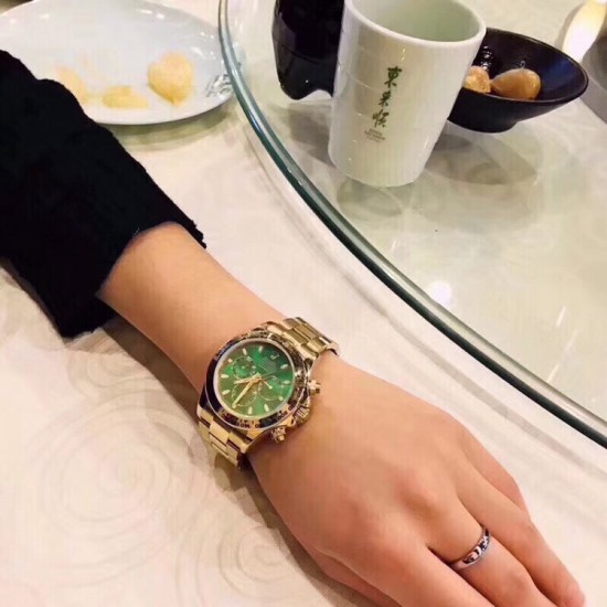 绿迪ROLEX 劳力士 宇宙计型迪通拿 表径40x13mm，316精钢表壳表链，蓝宝石镜面，夜光表盘指针，折叠扣。