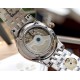 积家 Jaeger Lecoultre 大师系列,经典大三针搭载月相设计,采用全自动机械机芯,进口小牛皮表带,矿物质超强镜面,尺寸43*13mm! 积家 Jaeger Lecoultre 大师系列,经典大三针搭载月相设计,采用全自动机械机芯,进口小牛皮表带,矿物质超强镜面,尺寸43*13mm!