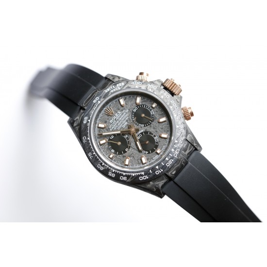 劳力士Rolex Daytona全碳纤维宇宙计时迪通拿横空出世 这款获得瑞士天文台认证的首款全碳纤迪通拿搭载全自动计时7750机械机芯 均调校测试 表盘配蜗形小秒针盘 蓝宝石抗刮损水晶镜面 碳纤维字面 完美复刻 原装同步魔术贴帆布带/橡树胶带 原装扣 更加柔软舒适 方便佩戴 爱不释手的劳力士迪通拿 品不完的一劳永逸!!! 劳力士Rolex Daytona全碳纤维宇宙计时迪通拿横空出世 这款获得瑞士天文台认证的首款全碳纤迪通拿搭载全自动计时7750机械机芯 均调校测试 表盘配蜗形小秒针盘 蓝宝石抗刮损水晶镜面 碳纤维字面 完美复刻 原装同步魔术贴帆布带/橡树胶带 原装扣 更加柔软舒适 方便佩戴 爱不释手的劳力士迪通拿 品不完的一劳永逸!!!