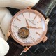 积家 大师系列 5082420(全自动真陀飞轮)2017日内瓦钟表全新推出积家Tourbillon陀飞轮系列腕表 这枚陀飞轮具有优雅的外观和精湛的工艺 表径42m 透过蓝宝石水晶玻璃底盖可一览积家全自动真陀飞轮机械机芯的律动之美 机芯以每一个28800次振频运转 积家 大师系列 5082420(全自动真陀飞轮)2017日内瓦钟表全新推出积家Tourbillon陀飞轮系列腕表 这枚陀飞轮具有优雅的外观和精湛的工艺 表径42m 透过蓝宝石水晶玻璃底盖可一览积家全自动真陀飞轮机械机芯的律动之美 机芯以每一个28800次振频运转