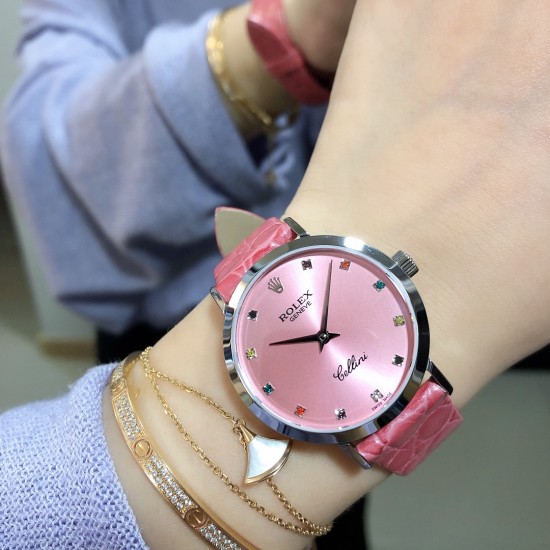 实拍 劳力士2020新品女性腕表 高级腕表ROLEX,一见倾心。劳力士切利尼女款奢华版惊艳上市,表面镶嵌12颗施洛华世奇彩钻,蕴意生命多姿多彩。表盘32尺寸,适配所有女神的手腕。手表搭载进口9015机芯,厚度仅为8毫米,足够薄,让您佩戴更舒适! 实拍 劳力士2020新品女性腕表 高级腕表ROLEX,一见倾心。劳力士切利尼女款奢华版惊艳上市,表面镶嵌12颗施洛华世奇彩钻,蕴意生命多姿多彩。表盘32尺寸,适配所有女神的手腕。手表搭载进口9015机芯,厚度仅为8毫米,足够薄,让您佩戴更舒适!