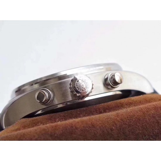 ZF出品 IWC 万国 3777飞行员计时系列,机芯同步原装,表针尾部微微弯曲,双面防眩晕蓝色镀膜。成就此非凡经典!腕表尺寸43mmX15mm! ZF出品 IWC 万国 3777飞行员计时系列,机芯同步原装,表针尾部微微弯曲,双面防眩晕蓝色镀膜。成就此非凡经典!腕表尺寸43mmX15mm!