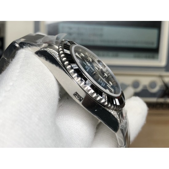 ROLEX  劳力士 方钻水鬼～