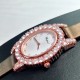 ❤️实拍 萧邦新款 LHEURE DU DIAMANT MEDIUM OVAL 此款LHeure du Diamant 椭圆形切割雕纹镶钻表盘 环以点缀钻石的表圈 优雅气韵 时尚风格和萧邦精湛的手工艺尽显无遗 光华耀目 ❤️实拍 萧邦新款 LHEURE DU DIAMANT MEDIUM OVAL 此款LHeure du Diamant 椭圆形切割雕纹镶钻表盘 环以点缀钻石的表圈 优雅气韵 时尚风格和萧邦精湛的手工艺尽显无遗 光华耀目