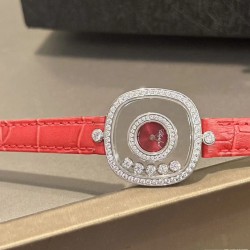品牌：Chopard-萧邦最新款方形Happy Diamonds❤️瑞士原厂石英机芯 五颗快乐钻石在表盘自由流动  电镀18k金好货不等人哦～[机智]