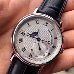 BREGUET 宝玑 Classique 腕表系列 缔造完美制表技术的典范——走时精确、显示清晰、线条优雅。此纤薄腕表系列，配备自动上链机芯，全新小秒+24小时半圆型日月星辰显示，搭配钢蓝指针，尺寸40mm！