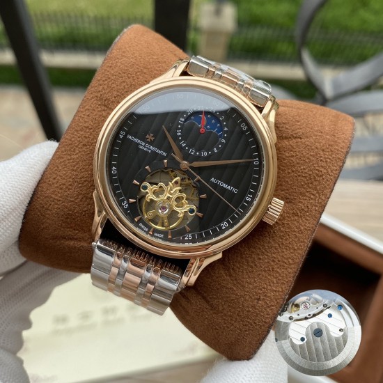 江诗丹顿 Vacheron Constantin 精品男士腕表,大飞轮搭载月相设计,尊贵大气,绅士风范,卓越品质,热卖全城。采用全自动机械机芯,顶级316精钢表壳表带,矿物质超强镜面,尺寸43*13 江诗丹顿 Vacheron Constantin 精品男士腕表,大飞轮搭载月相设计,尊贵大气,绅士风范,卓越品质,热卖全城。采用全自动机械机芯,顶级316精钢表壳表带,矿物质超强镜面,尺寸43*13