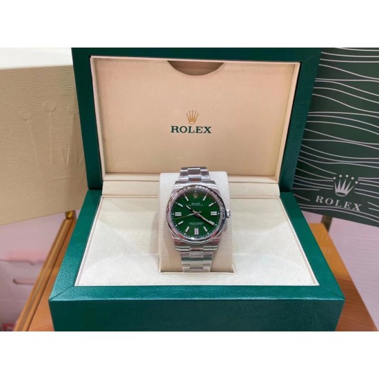 ROLEX 劳力士 绿色恒动～
