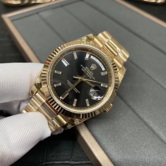 ROLEX 劳力士 星期日历型 “黑冰糖”～