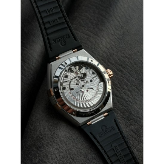 SBF 欧米茄新品-全新第五代星座系列-41mm 1,真正的黑色陶瓷表圈,不是市面上那些电镀版本。2,41毫米,休闲商务兼具,能文能武。3,8900独家专有机芯,走时稳定,机芯质量好,返修少。全新欧米茄星座最好的版本,值得您的拥有。 SBF 欧米茄新品-全新第五代星座系列-41mm 1,真正的黑色陶瓷表圈,不是市面上那些电镀版本。2,41毫米,休闲商务兼具,能文能武。3,8900独家专有机芯,走时稳定,机芯质量好,返修少。全新欧米茄星座最好的版本,值得您的拥有。
