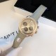 时光淙淙,细品每一刻芳香醇厚。欧米茄超霸系列38mm“卡布奇诺”有着双色的表盘配色,3个椭圆形小表盘的设计也令人眼前一亮。316精钢表壳福独特和欧米茄独特的Sedna️18K金搭配,整个表壳外圈镶钻,显得璀璨耀眼,匠具独心的双重表圈设计将钻石的闪亮光泽与超霸原型表款的运动精神完美融合,简直太显精致时髦感了!如此传奇的它颜值真的超能打,此款配色真的很治愈,不仅颜色百搭,完全不挑肤色! 时光淙淙,细品每一刻芳香醇厚。欧米茄超霸系列38mm“卡布奇诺”有着双色的表盘配色,3个椭圆形小表盘的设计也令人眼前一亮。316精钢表壳福独特和欧米茄独特的Sedna️18K金搭配,整个表壳外圈镶钻,显得璀璨耀眼,匠具独心的双重表圈设计将钻石的闪亮光泽与超霸原型表款的运动精神完美融合,简直太显精致时髦感了!如此传奇的它颜值真的超能打,此款配色真的很治愈,不仅颜色百搭,完全不挑肤色!