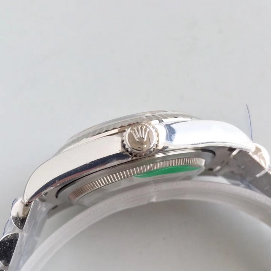 『AR精品』ROLEX DATEJUST劳力士日志型腕表副本的十年精华， 并行代购版DATEJUST，完美修正十年间所有副本的不足和缺陷，搭载3135机并搭配正品代购包装物料，重新定义最高品质的DATEJUST副本，真正的A级副本劳力士DATEJUST[AR出品]36mm尺寸。