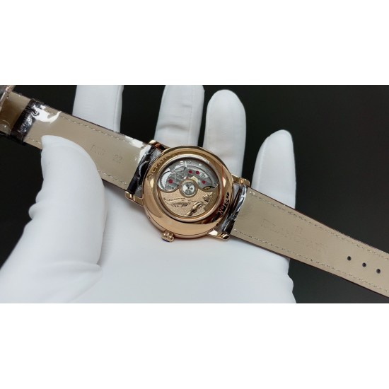 宝珀villeret 经典6654 全新V3升级版来咯从“芯”出发,去繁就简 让属于你的分秒瞬间更加完整! 升级亮点【机芯】1.全新进口Cal.6654机芯 摆幅28800 走时更精准2.升级秒针实心大中轴 同步正品3.烫金立体工艺月相盘4.对版后盖见光比例 宝珀6654 全新V3升级版——你值得拥有! 宝珀villeret 经典6654 全新V3升级版来咯从“芯”出发,去繁就简 让属于你的分秒瞬间更加完整! 升级亮点【机芯】1.全新进口Cal.6654机芯 摆幅28800 走时更精准2.升级秒针实心大中轴 同步正品3.烫金立体工艺月相盘4.对版后盖见光比例 宝珀6654 全新V3升级版——你值得拥有!