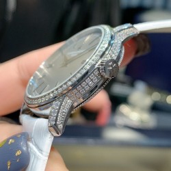 实拍2020年江诗丹顿传袭超薄系列-Vacheron Constantin 专为女神打造的，奢华时尚，采用进口316钢表壳，搭配原装进口9015机芯（0返修），天然蓝宝石玻璃镜面，直径33mm，超薄工艺7.8mm，超强防水30米，竹节纹进口小牛皮表带，一表一码。