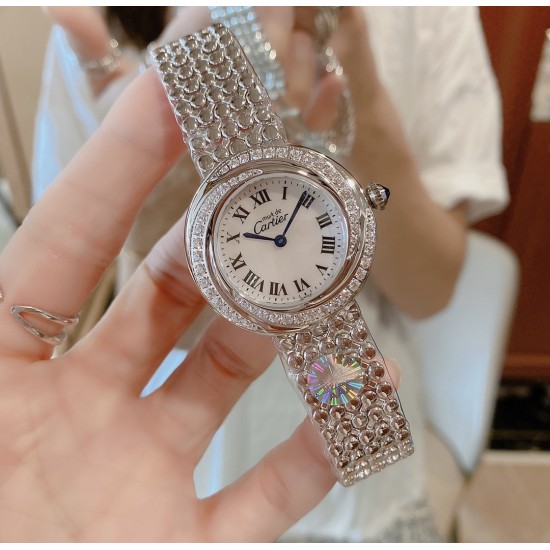 卡家时光流转系列经典中古表 真香警告⚠️Cartier小旋风 最热门的Vintage✔️小旋风的外壳,三圈圆圈绻缱交缠,演绎人生真挚情感。精致闪耀,华丽璀璨,,美到炸裂直径32mm,原装瑞士机芯,蓝宝石防刮镜面,有镀白金款和镀黄金,镀玫瑰金材质(白金为真白金材质,玫瑰金和黄金均为唛金电镀),美不胜收‼️女神必备中古腕表,韵味十足,上手超级奈斯 卡家时光流转系列经典中古表 真香警告⚠️Cartier小旋风 最热门的Vintage✔️小旋风的外壳,三圈圆圈绻缱交缠,演绎人生真挚情感。精致闪耀,华丽璀璨,,美到炸裂直径32mm,原装瑞士机芯,蓝宝石防刮镜面,有镀白金款和镀黄金,镀玫瑰金材质(白金为真白金材质,玫瑰金和黄金均为唛金电镀),美不胜收‼️女神必备中古腕表,韵味十足,上手超级奈斯