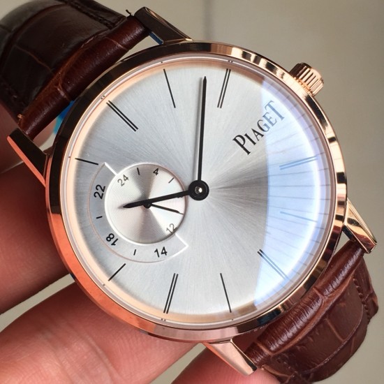 Piaget 伯爵Altiplano 原版字面复刻版 系列多功能机械全自动腕表。以传统美学概念打造的机械腕表,纯洁简约古典优雅,精致的巴顿指针,优雅的双层立体面盘,5位小秒和10位24小时刻度以及独有12点位日历窗,42mm腕表。透视底盖! Piaget 伯爵Altiplano 原版字面复刻版 系列多功能机械全自动腕表。以传统美学概念打造的机械腕表,纯洁简约古典优雅,精致的巴顿指针,优雅的双层立体面盘,5位小秒和10位24小时刻度以及独有12点位日历窗,42mm腕表。透视底盖!
