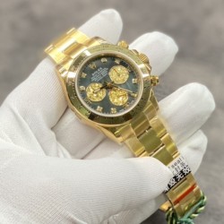 劳力士迪通拿“黄金瞳” 表盘到货！！！！打破工艺上层层技术壁垒，耗时18个月研发，告别过去市面上用贝母眼或者印刷眼的工艺，“黄金瞳”真正还原原版三个小眼的“闪耀晶锐的视觉效果”，迪通拿该有的高级奢华感立刻显现，！升级版“黄金瞳”版本均搭配超强壳套，打磨拉丝细腻流畅，还原奢华美学线条，并且此次升级版“铂金眼”迪通拿，工厂将搭载7750或4130机芯，两种机芯配置供您选择！bl厂出品，出货实拍