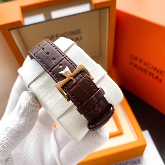 江诗丹顿-Vacheron Constantin ‼️精品男士腕表,劲爆镂空设计,技艺精湛,独具匠心,尊贵大气,绅士风范。采用全自动机械机芯,顶级316精钢表壳表带,矿物质超强镜面,尺寸43-13 江诗丹顿-Vacheron Constantin ‼️精品男士腕表,劲爆镂空设计,技艺精湛,独具匠心,尊贵大气,绅士风范。采用全自动机械机芯,顶级316精钢表壳表带,矿物质超强镜面,尺寸43-13