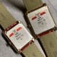 实拍【精品升级版】卡地亚超薄坦克Cartier Tank Solo系列,一款百搭 性价比又高的手表 采用瑞士石英机芯,圆珠形表冠,镶嵌一颗凸圆形合成尖晶石,镀银珠光表盘,罗马数字时标,剑形蓝钢指针,蓝宝石水晶镜面,可搭配进口鳄鱼纹牛皮表带,另有多种颜色荔枝纹原版皮为你打造个性化腕间配饰,直径:小号2431mm,中号2734mm。佩戴舒适柔软服帖,上手显得高贵又典雅,很气质很女人独家货源。「认准细节,欢迎质量对比」 实拍【精品升级版】卡地亚超薄坦克Cartier Tank Solo系列,一款百搭 性价比又高的手表 采用瑞士石英机芯,圆珠形表冠,镶嵌一颗凸圆形合成尖晶石,镀银珠光表盘,罗马数字时标,剑形蓝钢指针,蓝宝石水晶镜面,可搭配进口鳄鱼纹牛皮表带,另有多种颜色荔枝纹原版皮为你打造个性化腕间配饰,直径:小号2431mm,中号2734mm。佩戴舒适柔软服帖,上手显得高贵又典雅,很气质很女人独家货源。「认准细节,欢迎质量对比」