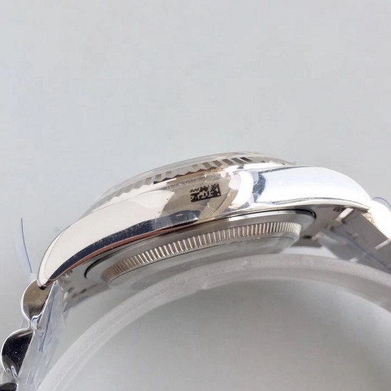 『AR精品』ROLEX DATEJUST劳力士日志型腕表副本的十年精华， 并行代购版DATEJUST，完美修正十年间所有副本的不足和缺陷，搭载3135机并搭配正品代购包装物料，重新定义最高品质的DATEJUST副本，真正的A级副本劳力士DATEJUST[AR出品]36mm尺寸。