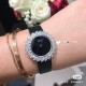 伯爵-PIAGET 全新高级珠宝系列,18K白金.玫瑰金,镶饰24颗马眼型切割美钻(约3.84克拉)是高级珠宝制作的一大挑战;钻石散发的耀眼光芒,皮带采用轻柔的缎面材质,与钻石造型形成优雅对比。原装尺寸31X7.8mm. 伯爵-PIAGET 全新高级珠宝系列,18K白金.玫瑰金,镶饰24颗马眼型切割美钻(约3.84克拉)是高级珠宝制作的一大挑战;钻石散发的耀眼光芒,皮带采用轻柔的缎面材质,与钻石造型形成优雅对比。原装尺寸31X7.8mm.