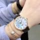 实拍 劳力士2020新品女性腕表 高级腕表ROLEX,一见倾心。劳力士切利尼女款奢华版惊艳上市,表面镶嵌12颗施洛华世奇彩钻,蕴意生命多姿多彩。表盘32尺寸,适配所有女神的手腕。手表搭载进口9015机芯,厚度仅为8毫米,足够薄,让您佩戴更舒适! 实拍 劳力士2020新品女性腕表 高级腕表ROLEX,一见倾心。劳力士切利尼女款奢华版惊艳上市,表面镶嵌12颗施洛华世奇彩钻,蕴意生命多姿多彩。表盘32尺寸,适配所有女神的手腕。手表搭载进口9015机芯,厚度仅为8毫米,足够薄,让您佩戴更舒适!